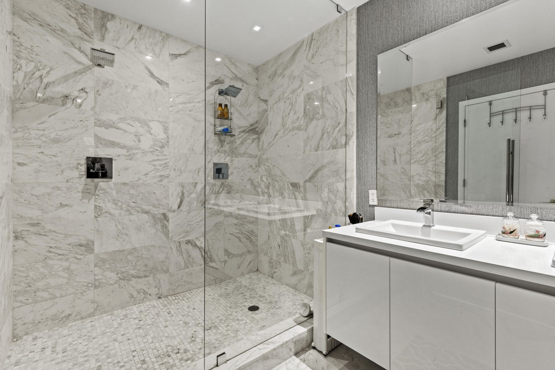 701 N Fort Lauderdale Beach Boulevard, Unit 1205, Fort Lauderdale, FL 33304 Photo