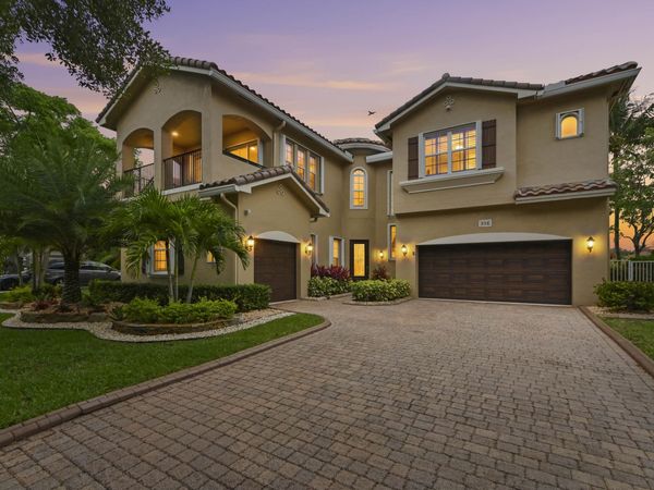 458 Cresta Circle, West Palm Beach, FL 33413