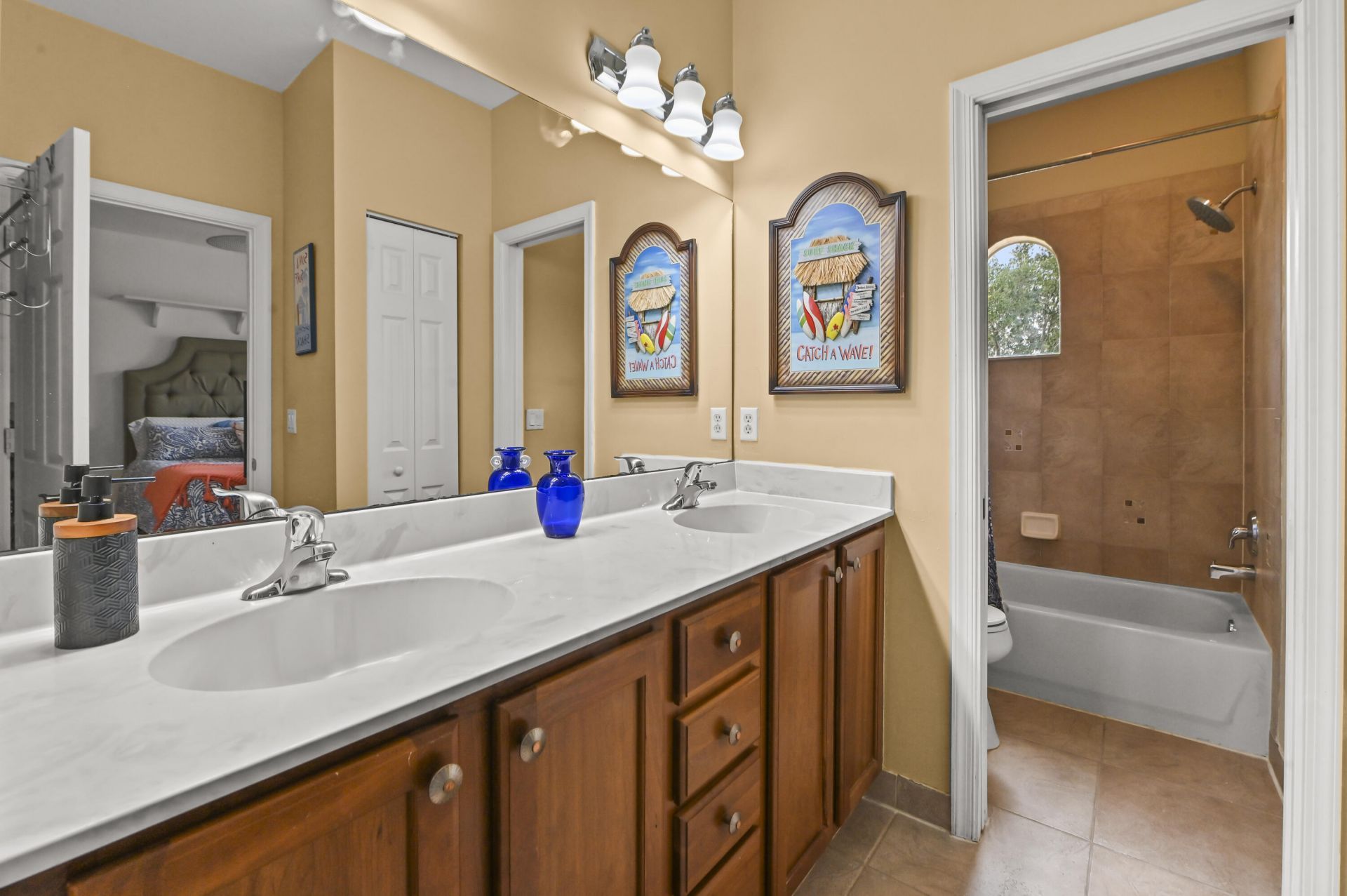 458 Cresta Circle, West Palm Beach, FL 33413 Photo