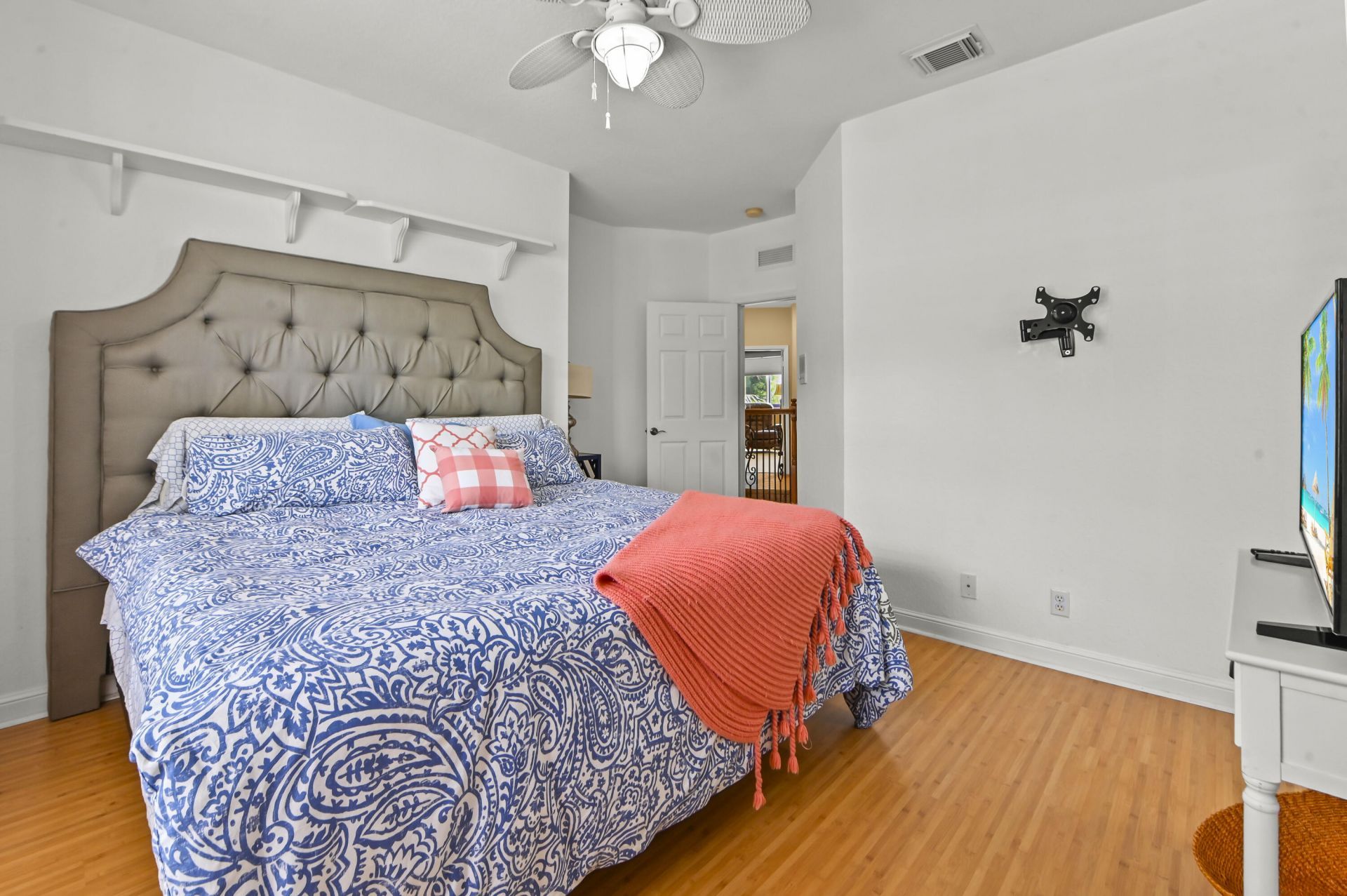 458 Cresta Circle, West Palm Beach, FL 33413 Photo