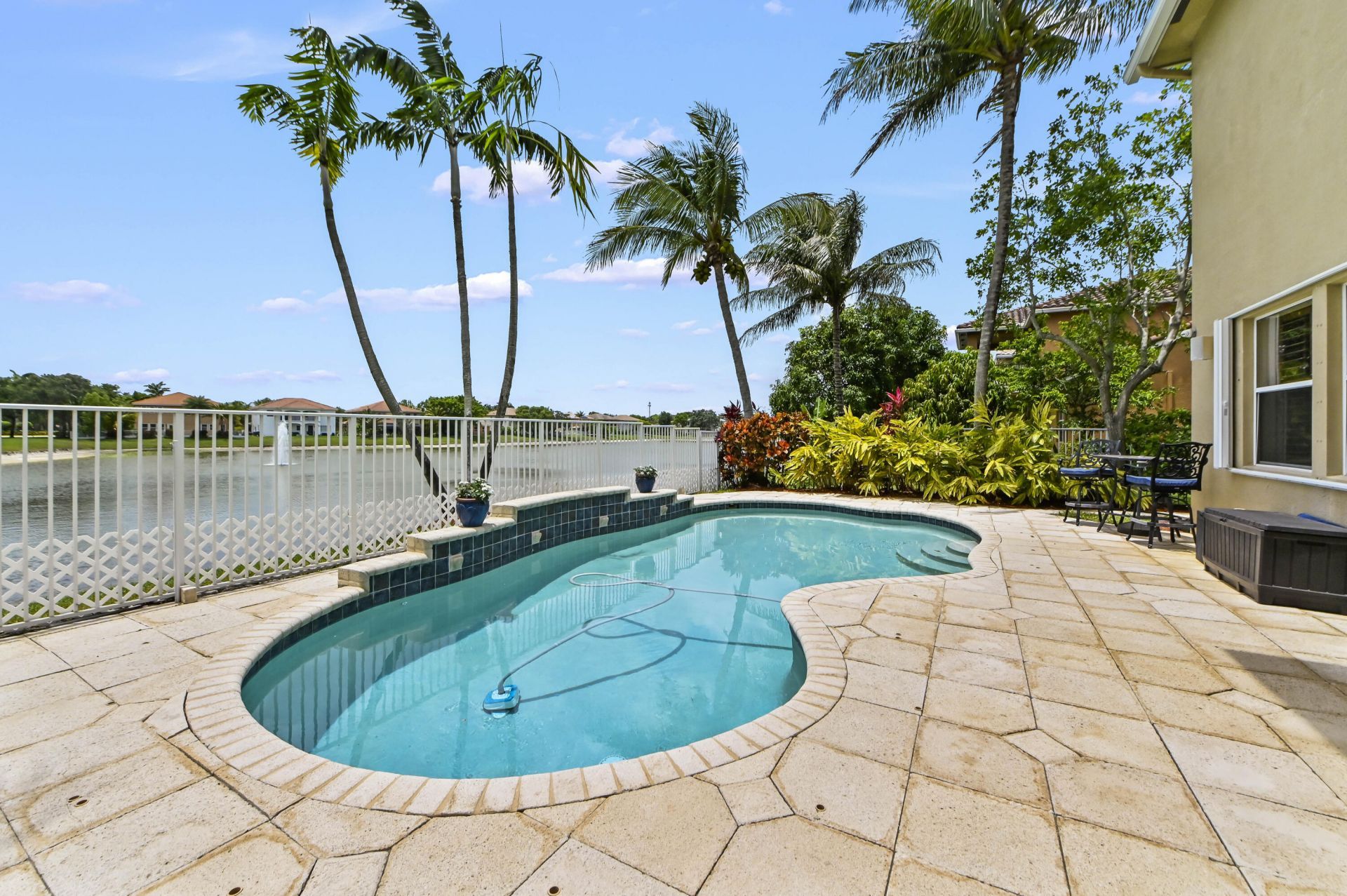 458 Cresta Circle, West Palm Beach, FL 33413 Photo