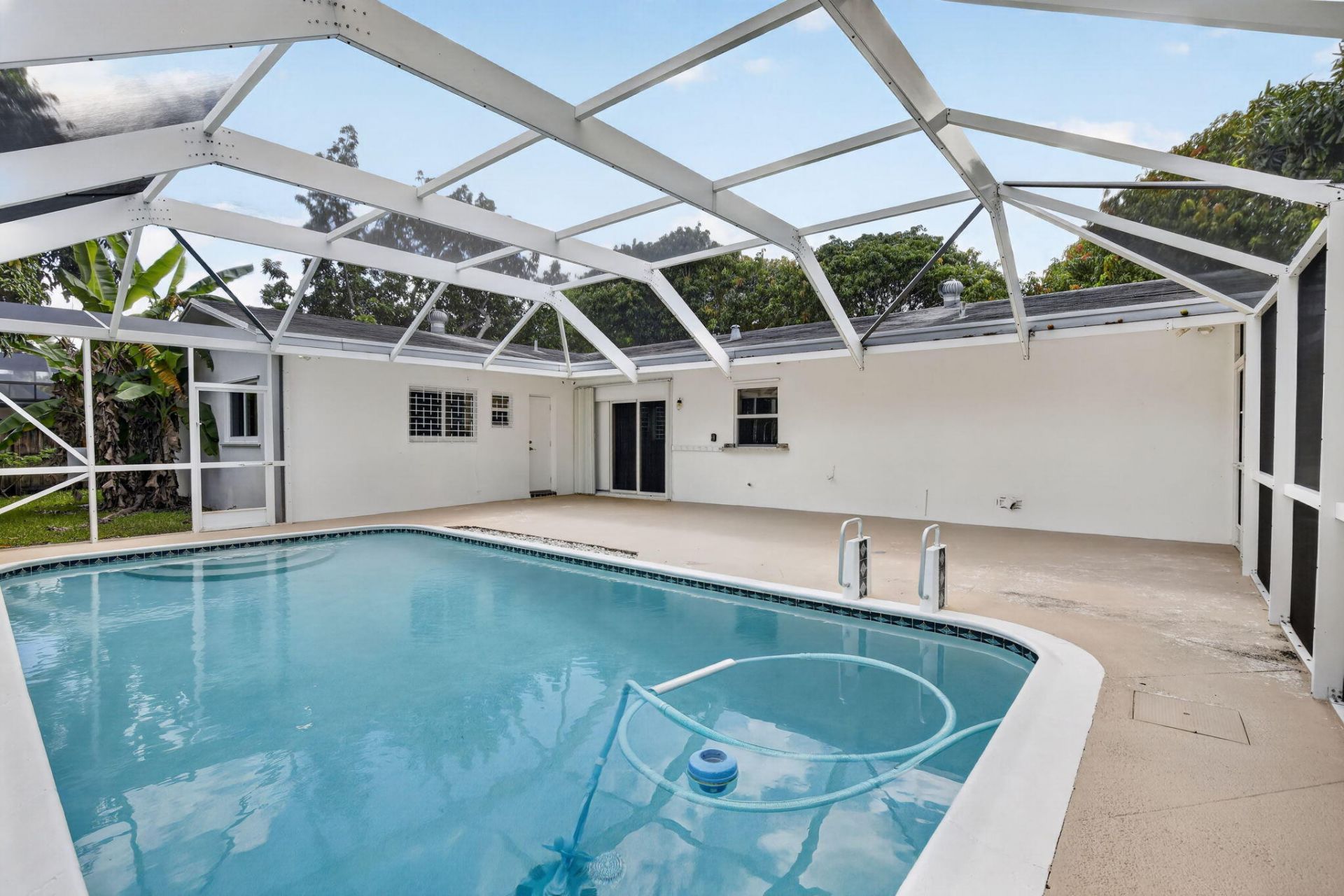 1761 NW 107th Avenue, Pembroke Pines, FL 33026 Photo