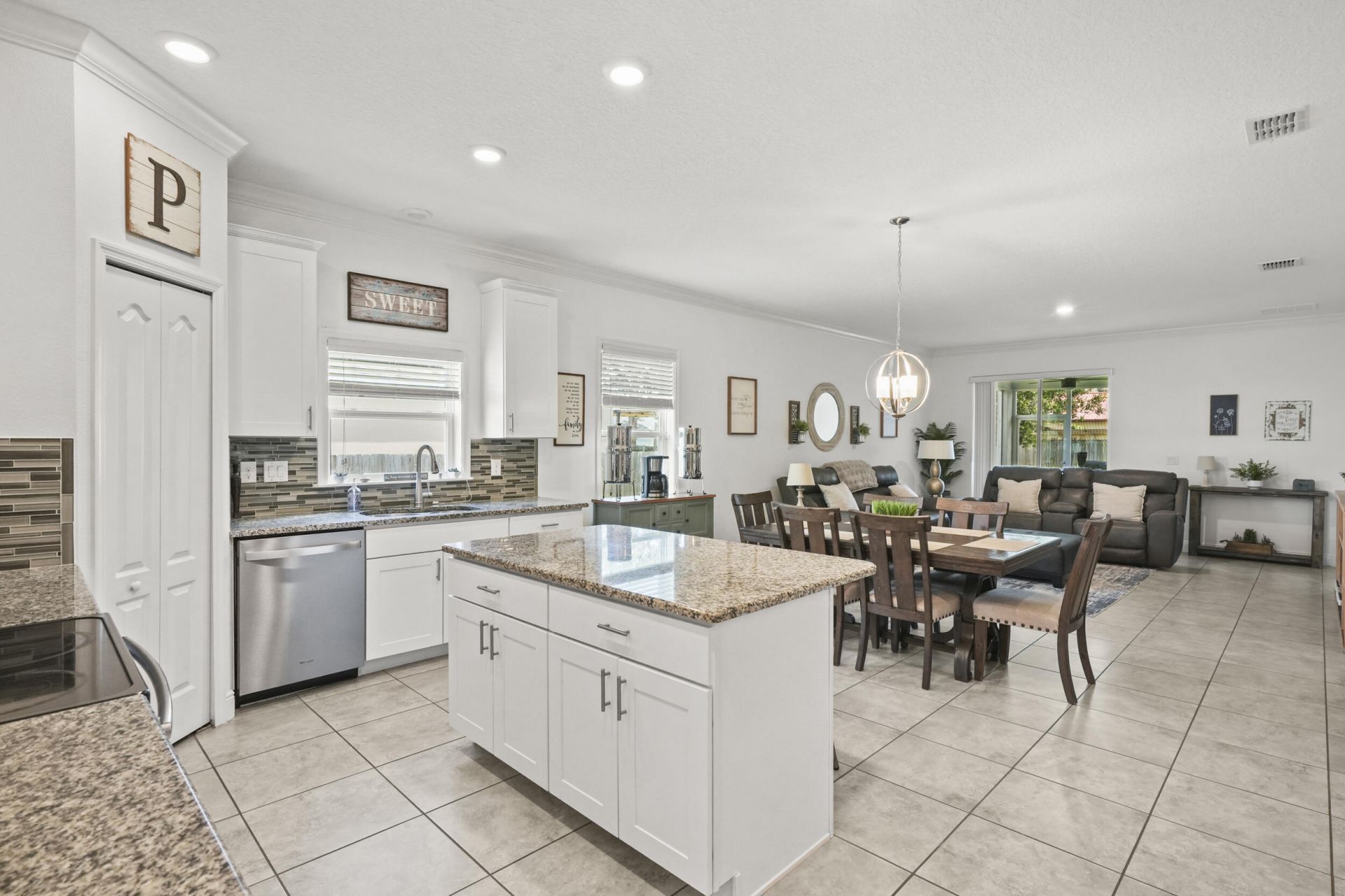 1066 SW John Maccormack Terrace, Port Saint Lucie, FL 34953 Photo