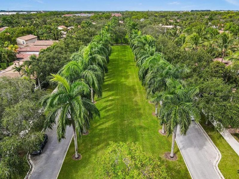 147 Segovia Way, Jupiter, FL 33458 Photo
