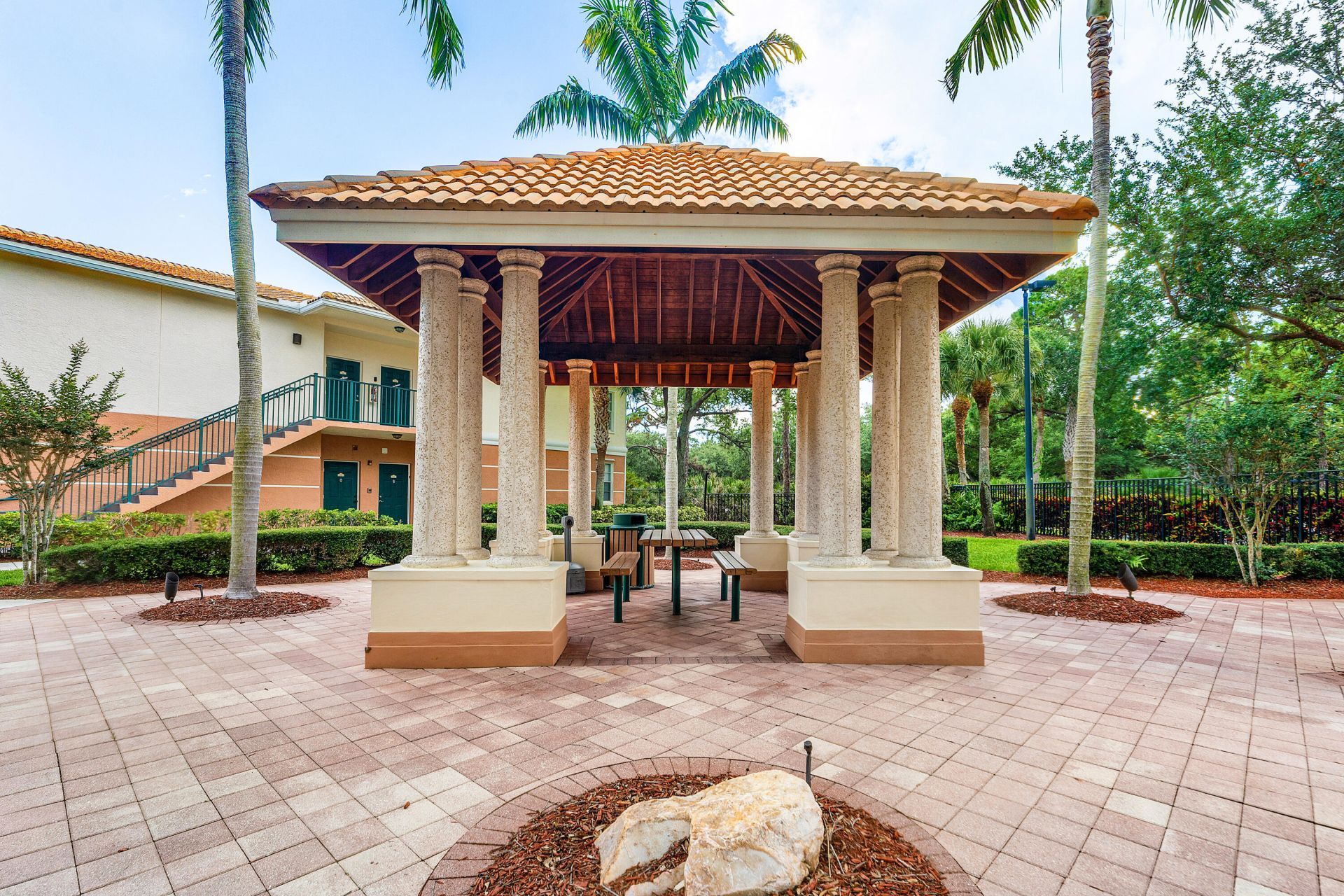 1208 E Myrtlewood Cir Circle E, Palm Beach Gardens, FL 33418 Photo
