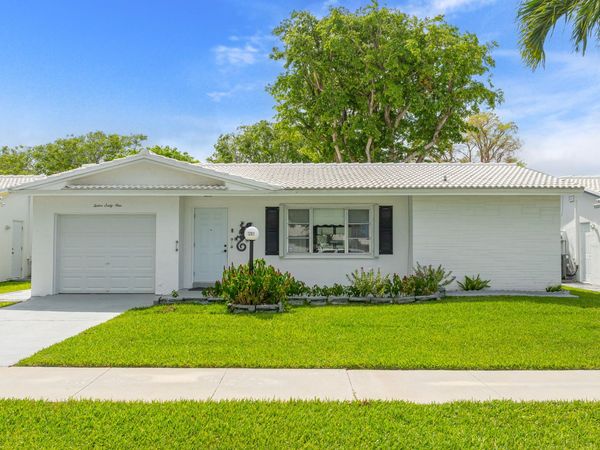 1261 NW 90th Drive, Plantation, FL 33322