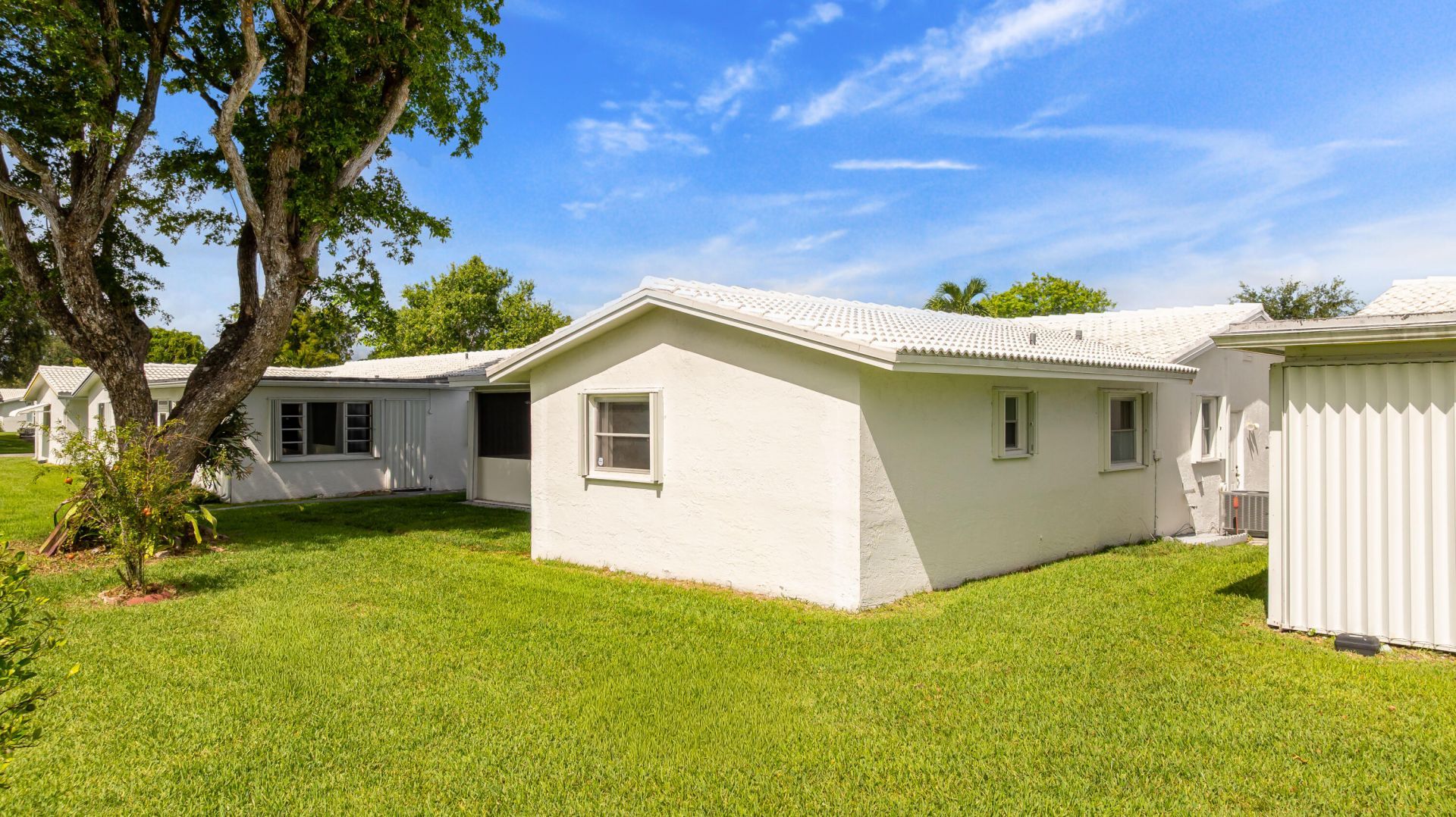 1261 NW 90th Drive, Plantation, FL 33322 Photo