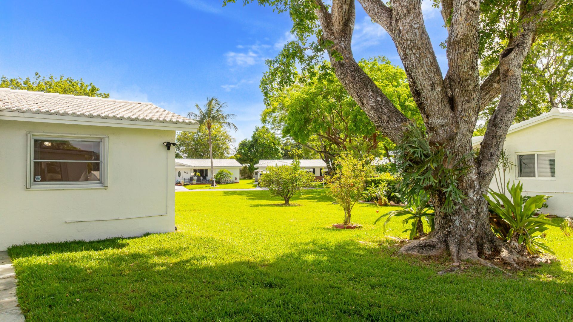 1261 NW 90th Drive, Plantation, FL 33322 Photo