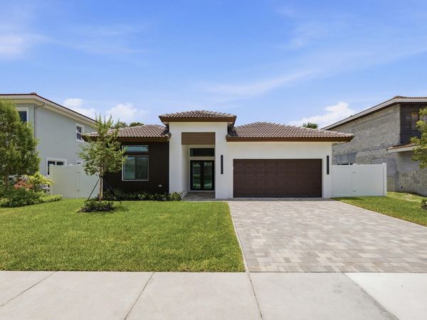 4530 NW 36th Court, Fort Lauderdale, FL 33319