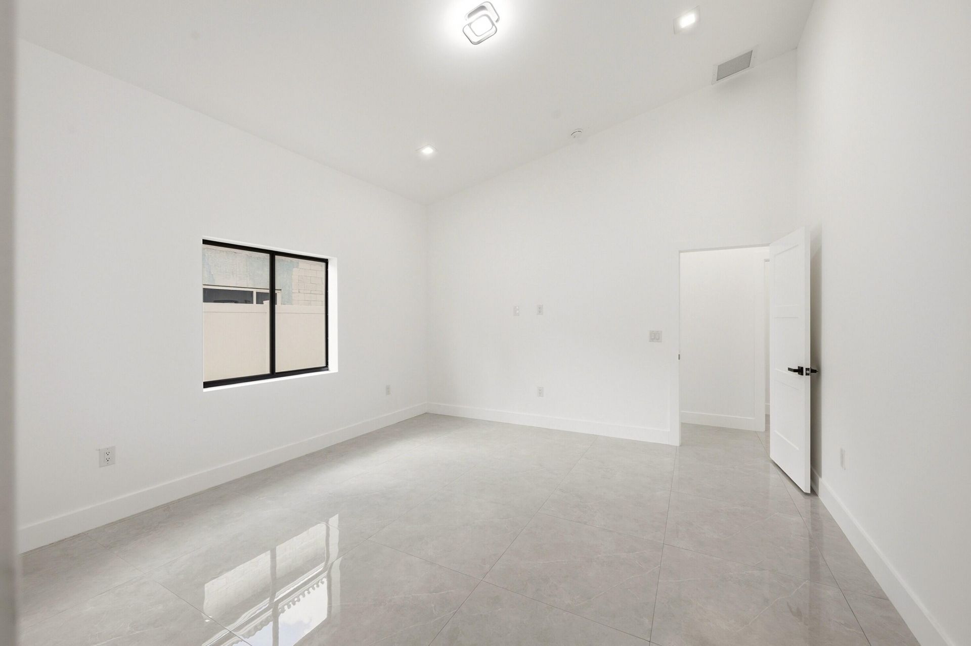 4530 NW 36th Court, Fort Lauderdale, FL 33319 Photo