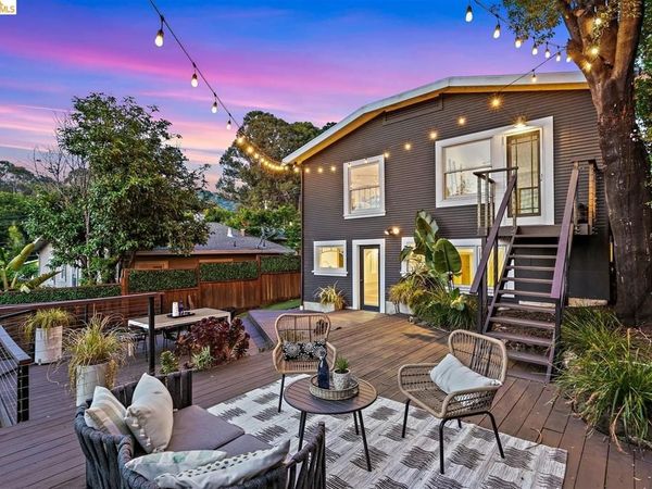 5945 Majestic Ave, Oakland, CA 94605