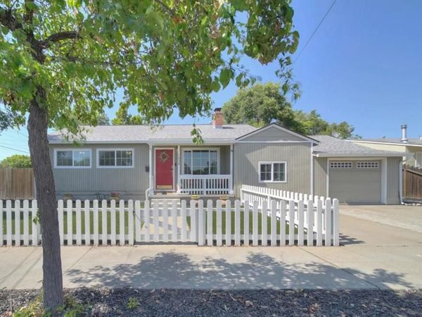 1024 Locust Street, Livermore, CA 94551