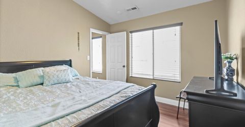 1317 Powell Lane, Reno, NV 89502 Photo