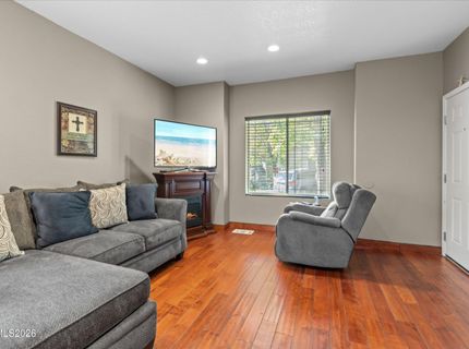 1317 Powell Lane, Reno, NV 89502 Photo