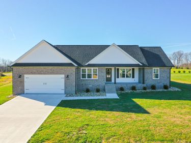 135 Jolynn Drive, London, KY 40744