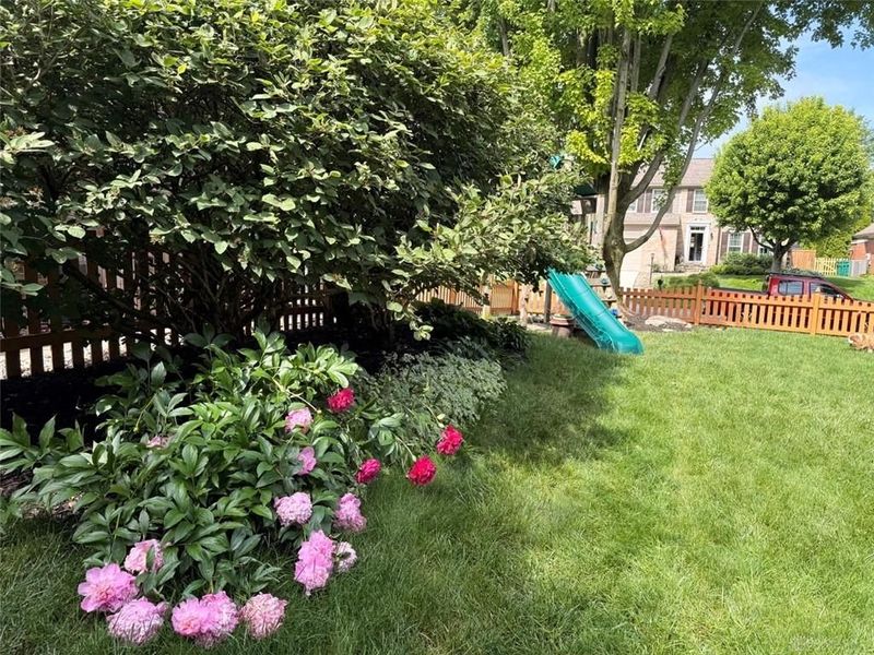 4335 Mantell Court, Sugarcreek Township, OH 45440 Photo 12