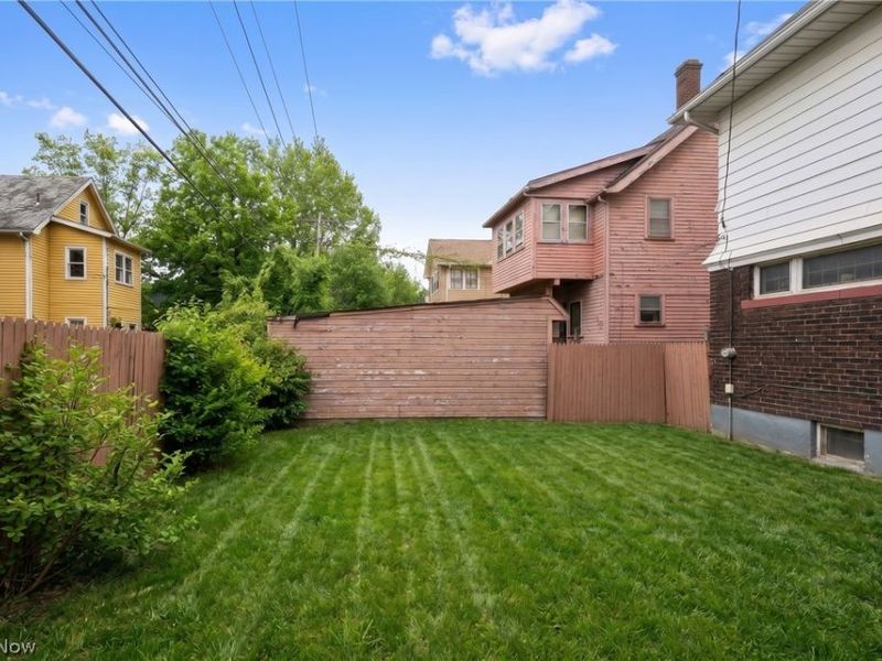 12521 Arlington Avenue, Cleveland, OH 44108 Photo 15