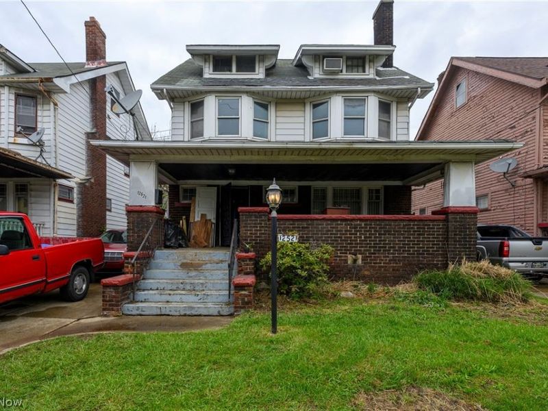 12521 Arlington Avenue, Cleveland, OH 44108 Photo 2