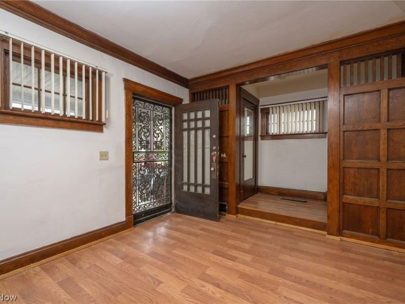 12521 Arlington Avenue, Cleveland, OH 44108 Photo 6