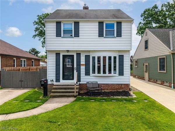 4521 Torrington Avenue , Parma, OH 44134