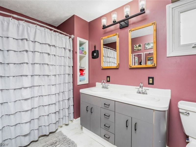 4521 Torrington Avenue, Parma, OH 44134 Photo 19
