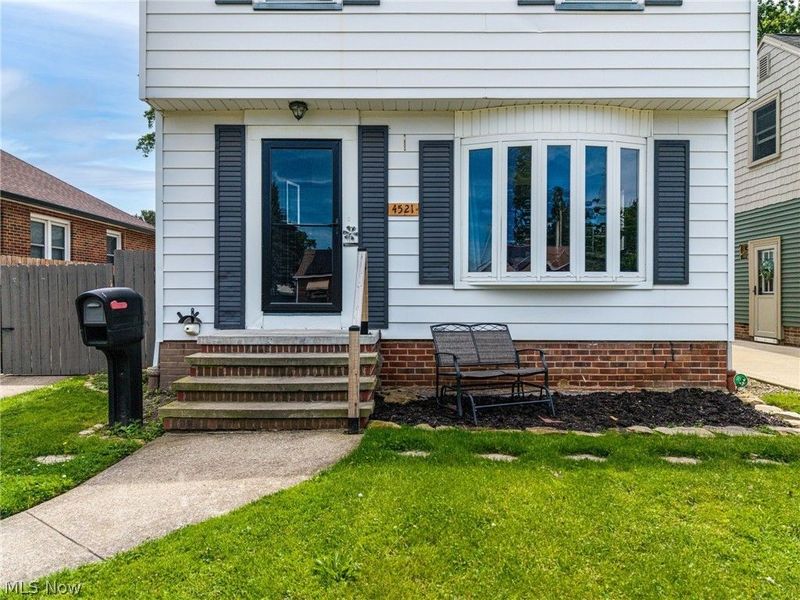 4521 Torrington Avenue, Parma, OH 44134 Photo 2