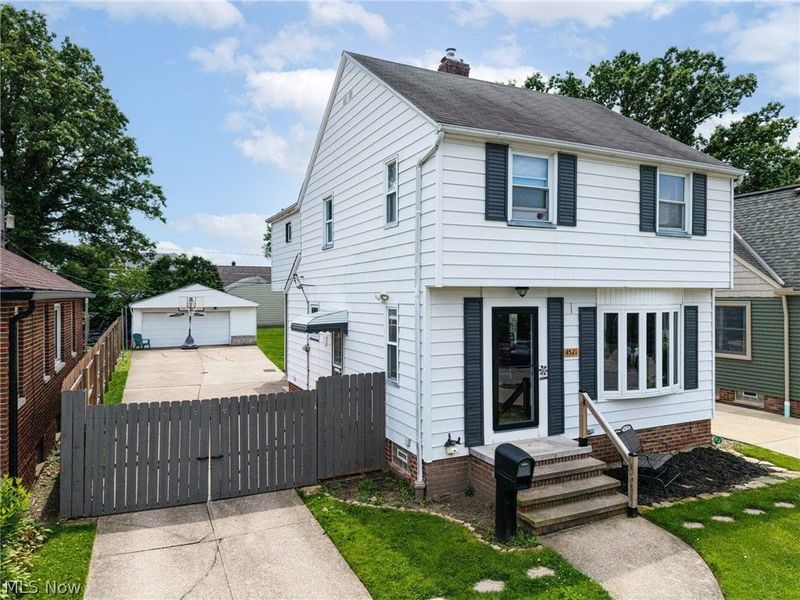 4521 Torrington Avenue, Parma, OH 44134 Photo 3