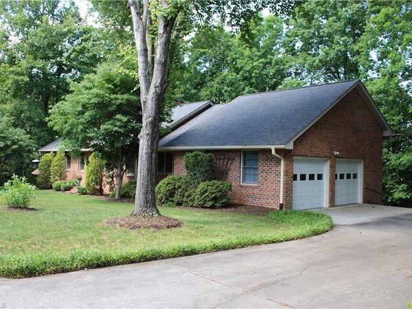 329 Laurel Street, Mount Airy, NC 27030