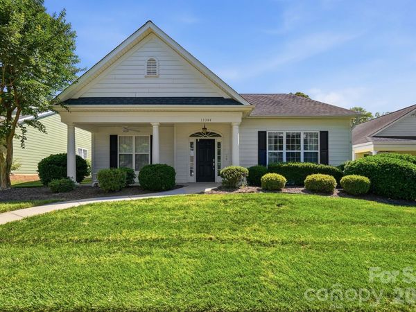 13344 Old Compton Court, Pineville, NC 28134