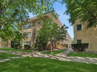 5332 W Windsor Avenue, Chicago, IL 60630 primary photo