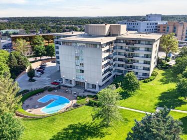 8405 Indian Hills Drive , Unit 4A5, Omaha, NE 68114