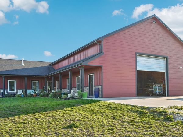 10567 R57 Highway, Indianola, IA 50125