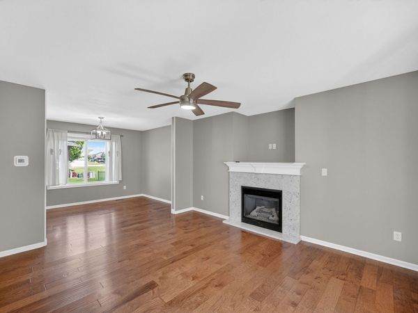 3009 SE Glenstone Drive, Grimes, IA 50111