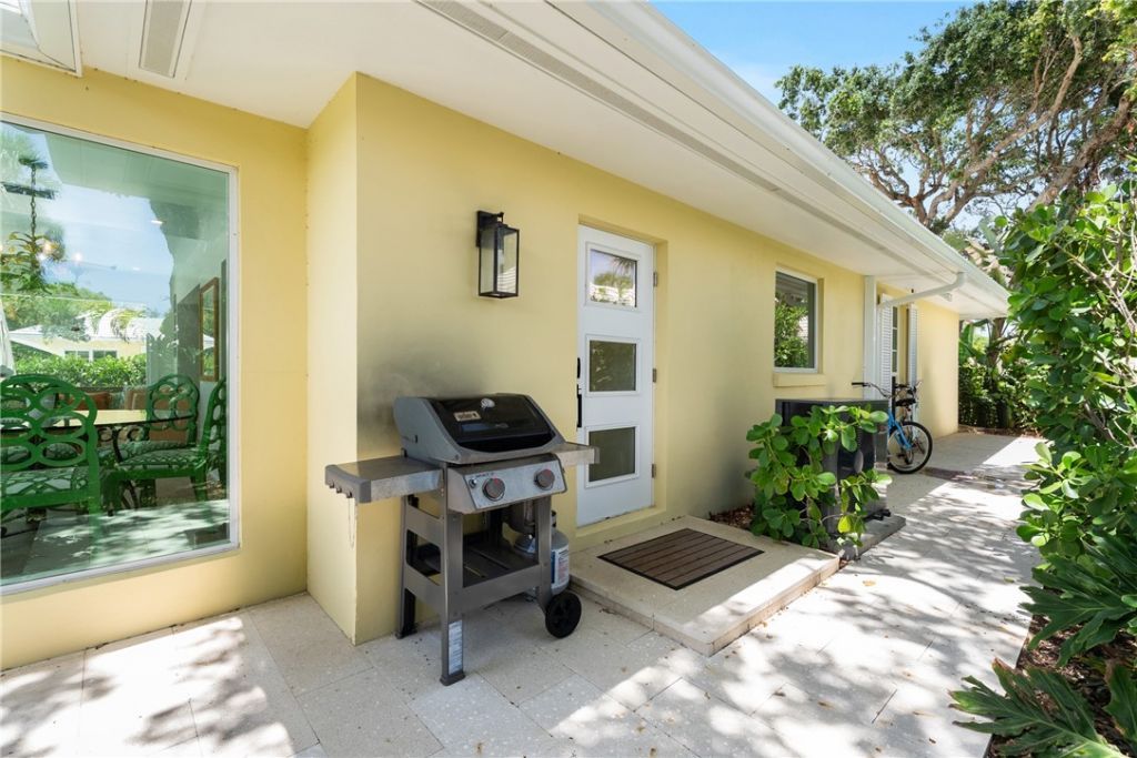 131 Silver Moss Drive, Vero Beach, FL 32963 Photo