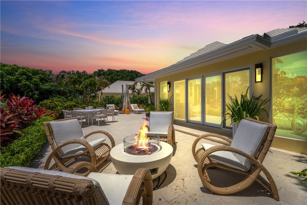 131 Silver Moss Drive, Vero Beach, FL 32963 Photo