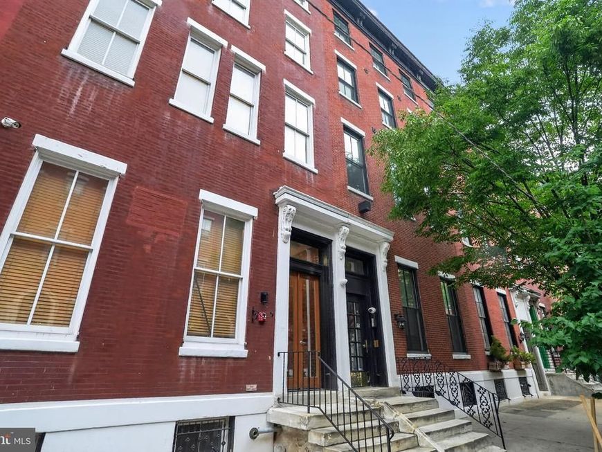 1627 Spruce Street, Unit 3, Philadelphia, PA 19103 Main Photo