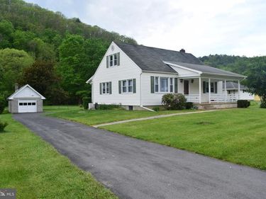 930 RUNVILLE ROAD, BELLEFONTE, PA 16823