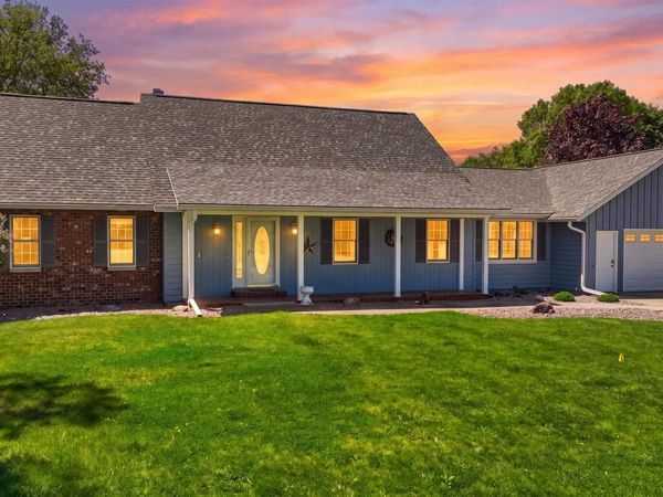 1006 W BLODGETT STREET, Marshfield, WI 54449
