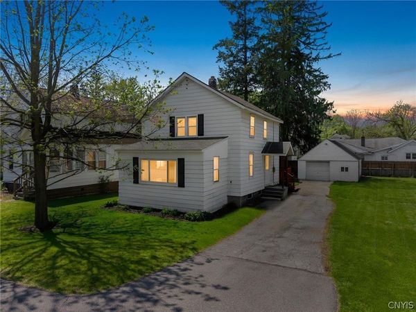 315 Melrose Avenue , Syracuse, NY 13219
