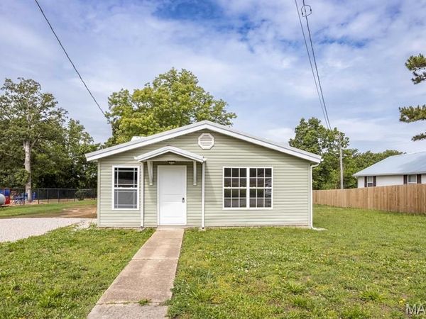 322 S Commercial Street , Crocker, MO 65452