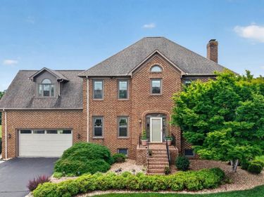 198 London Downs Drive, Forest, VA 24551