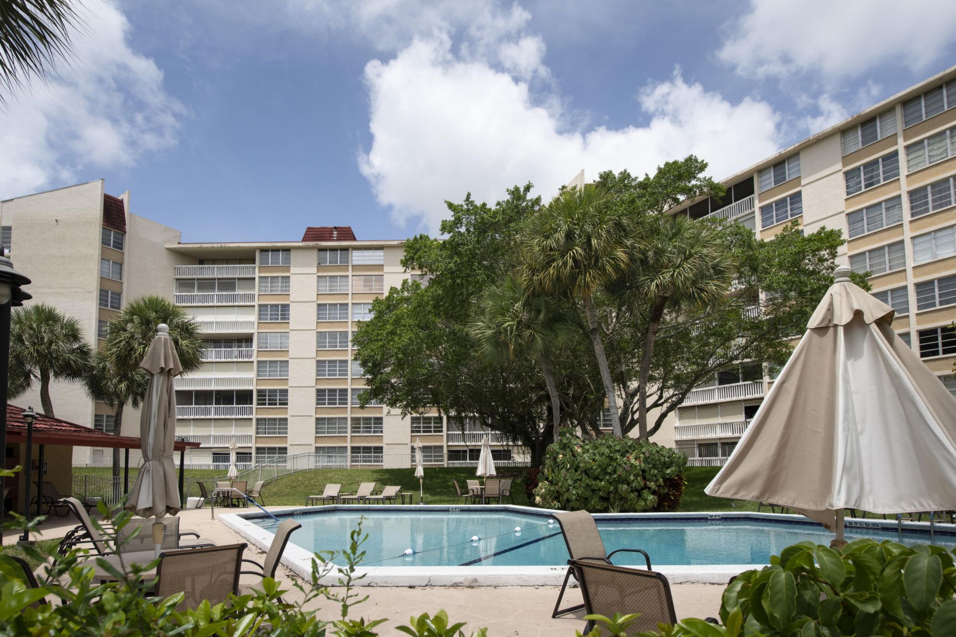 6911 Environ Boulevard, Unit 8G, Lauderhill, FL 33319 Photo