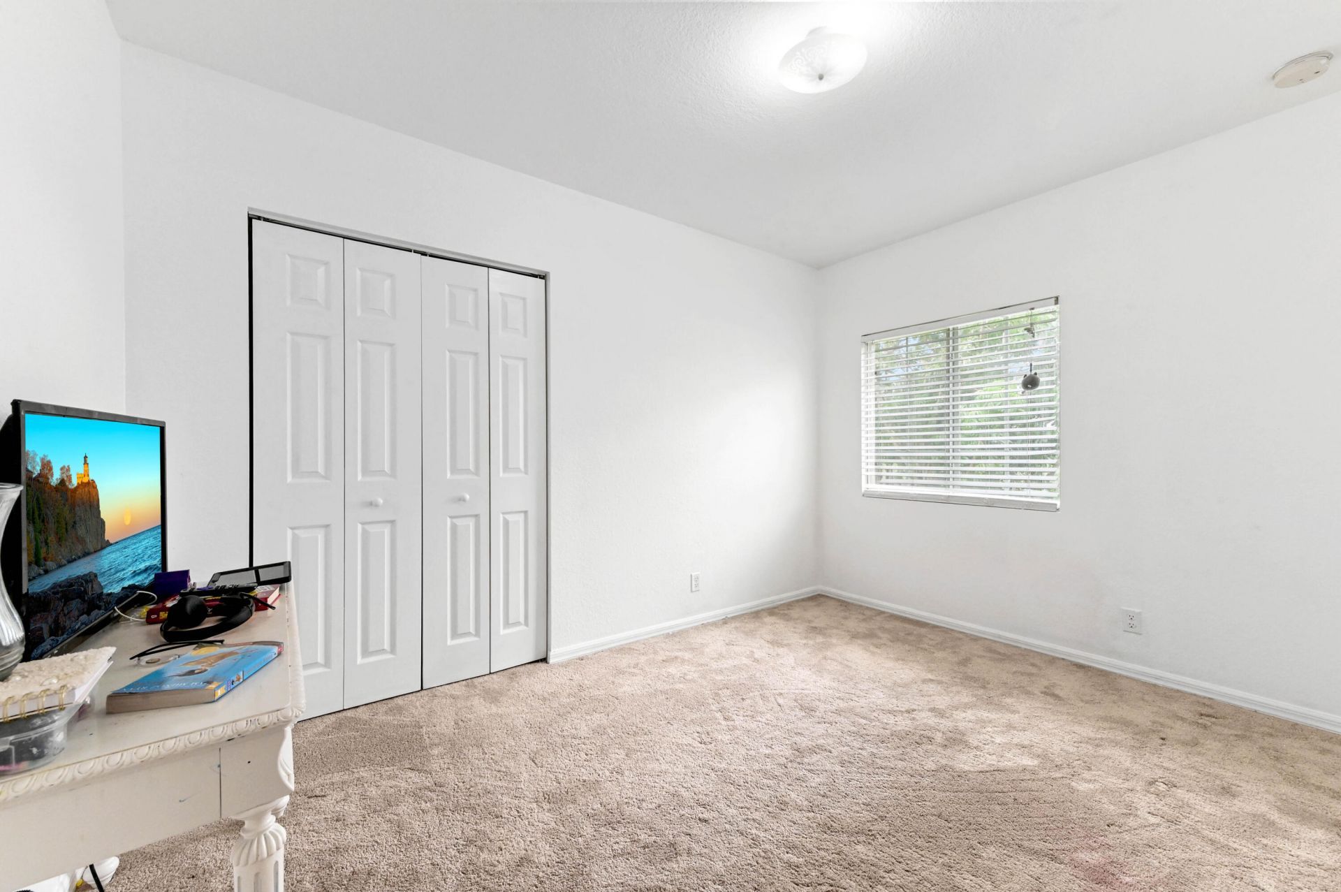 6819 Osage Circle, West Palm Beach, FL 33413 Photo