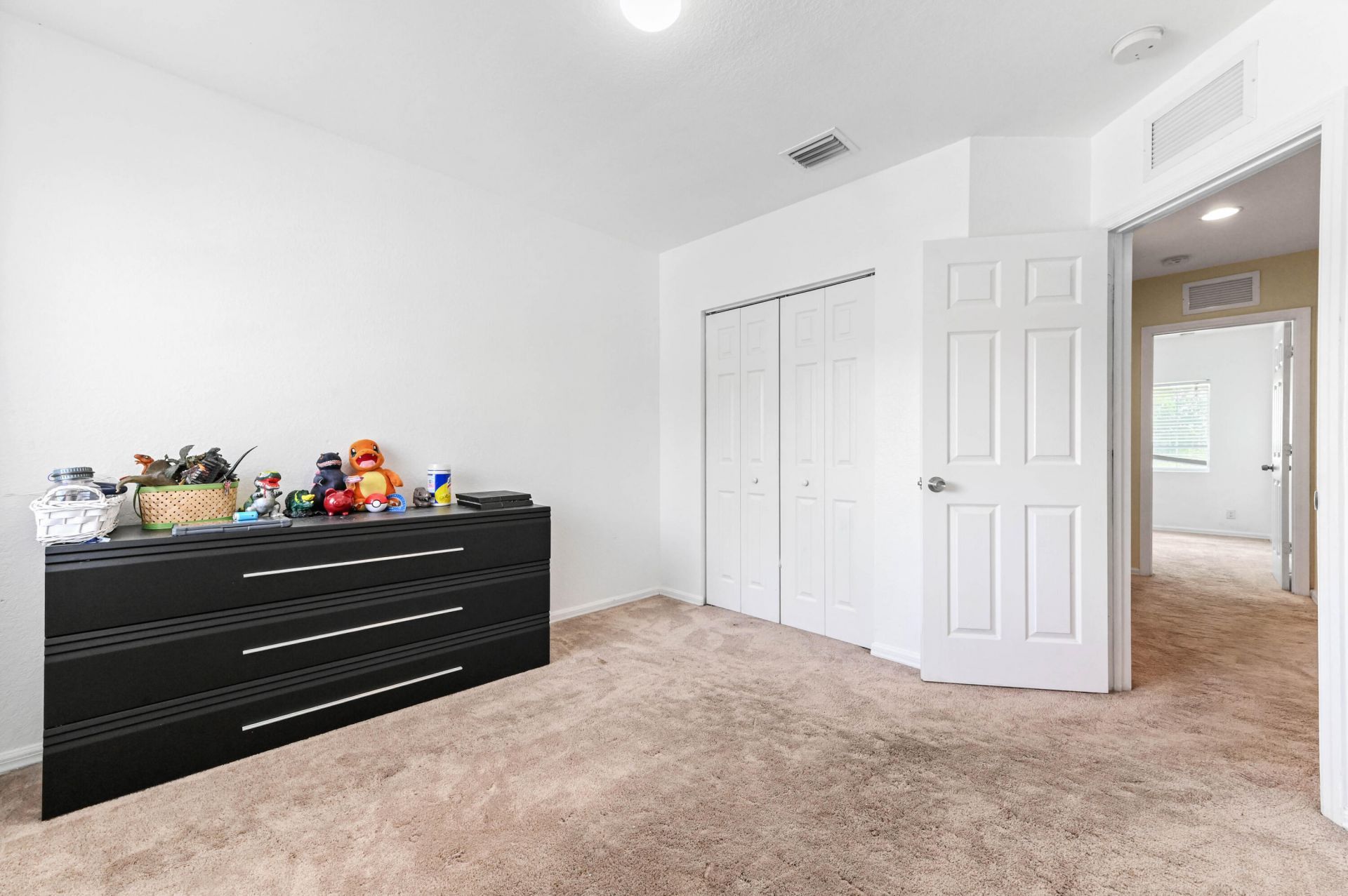 6819 Osage Circle, West Palm Beach, FL 33413 Photo