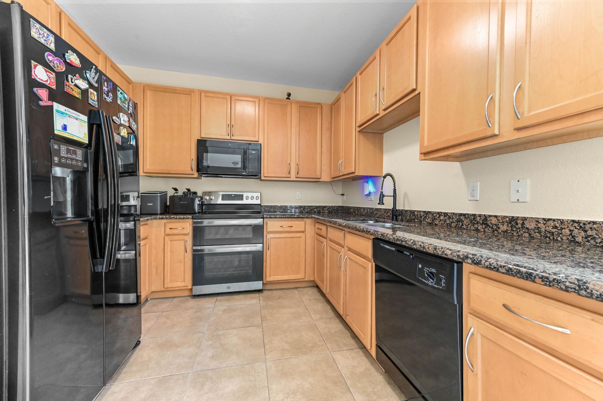 6819 Osage Circle, West Palm Beach, FL 33413 Photo
