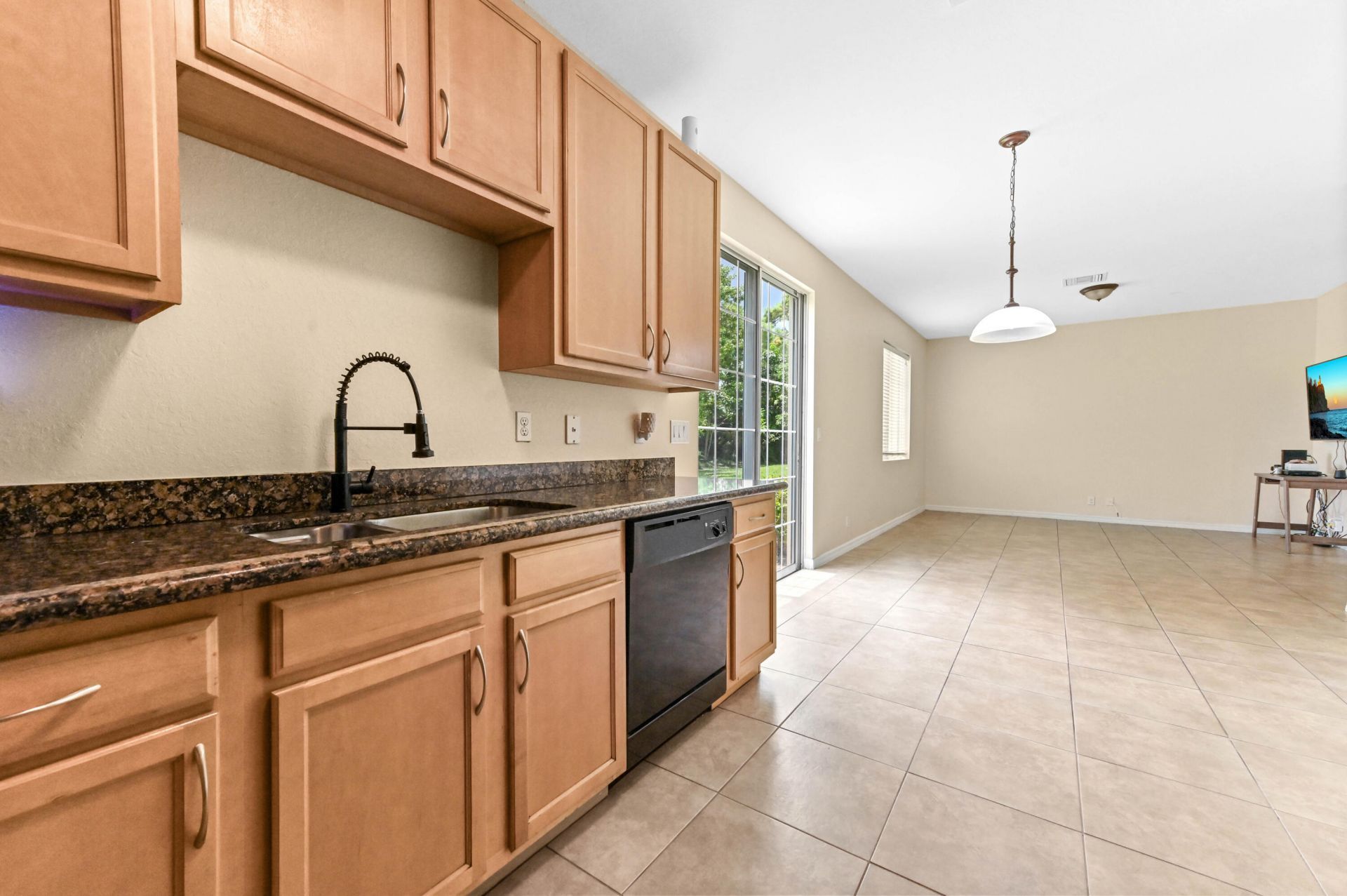 6819 Osage Circle, West Palm Beach, FL 33413 Photo