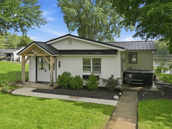 8978 E Backwater Road, North Webster, IN 46555