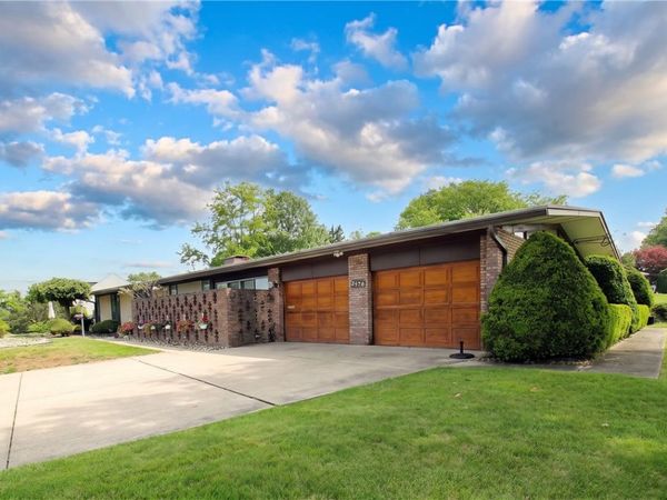 2473 GIANT OAKS DRIVE, Pittsburgh, PA 15241