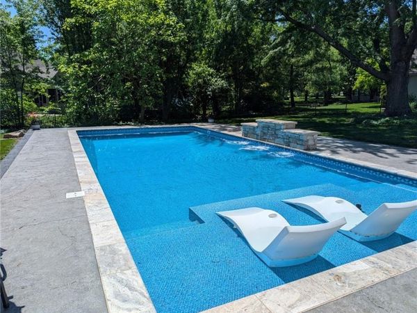 4505 W 138th Street, Leawood, KS 66224