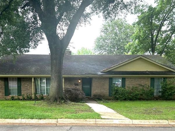 445 Laurel Lane, Paris, TX 75460
